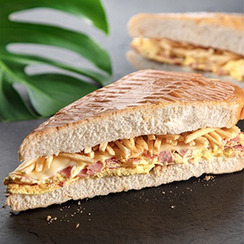 Omelette Sandwich (Sándwich De Tortilla)